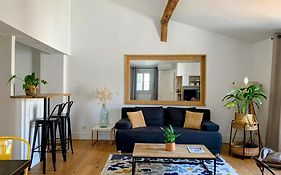 Home Chic Home - Les Toits de Sainte-Ursule - Netflix